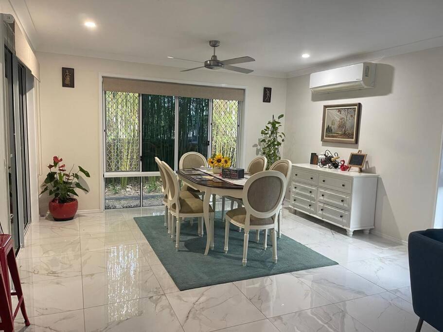 5-bed Near Theme Parks Gold Coast